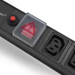 Qoltec 53998 Toitejaotur RACK 19 jaoks | 1U | 10A | PDU | 8xIEC C13 | 2m