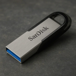 USB-m&auml;lupulk SanDisk 64 GB USB Typee-A 3.2 Gen 1 ULTRA FLAIR