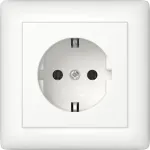 Gira 444027 Standard 55 SCHUKO pistikupesa