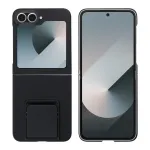 &Uuml;mbris alusega Samsung Galaxy Z Flip 6 &ndash; must