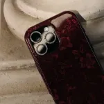 BURGA &Uuml;mbris Tough (MagSafe), Apple iPhone 18 Pro, tumepunane (Capulet),