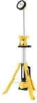 DEWALT 18 V flashlight on tripod without battery and charge
