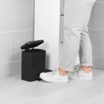 Beldray LA035235BLKFEU7 5-Litre Dual Compartment Bin &ndash; Black