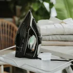 Triikraud Adler Steam iron with with water pump 3000W AD 5054