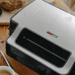 Adler Sandwich maker 2 in 1 | AD 3073 | 1000 W | Number of plates 2 | Stainless Steel/Black