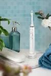 Hambahari Oromed ORO-SONIC NEXT WHITE white sonic toothbrush