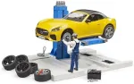 BRUDER bworld Car Service Center + bruder Roadster