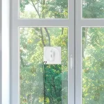 Technaxx Deutschland GmbH & Co. KG Window Cleaning Robot Lifenaxx LX047