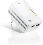 TP-Link | AV600 Wi-Fi Powerline Extender | TL-WPA4220 | 10/100 Mbit/s | Ethernet LAN (RJ-45) ports 2 | 802.11n | Wi-Fi data rate (max) 300 Mbit/s | Data transfer rate (max) 600 Mbit/s