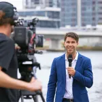 RODE R&Oslash;DE Interview Pro - professional wireless hand-held microphone