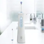 Procter & Gamble Braun Oral-B AquaCare 4, oral care (white)