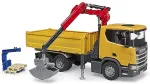 BRUDER Scania Super 560R Baustellen-LKW mit Kran und 2 Paletten