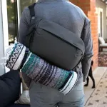 Peak Design &otilde;lakott Everyday Sling V2 10L, must
