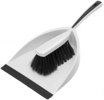 Hari koos k&uuml;hvliga Saima Brush
