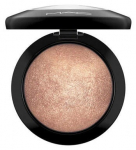 Kompaktne pulber MAC Mineralize Skinfinish, global glow, 10 g
