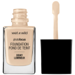 Vedel jumestuskreem Wet N Wild Photo Focus Dewy, soft ivory, 28 ml