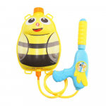 M&auml;ngu veep&uuml;stol koos seljakotiga Bee Kollane