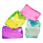 Sensoorne pigistatav m&auml;nguasi Squeeze Sugar Ice Cube, 7 cm, (v&auml;rv/disain valitakse juhuslikult)