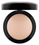 Kompaktne pulber MAC Mineralize Skinfinish, medium, 10 g