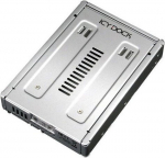 HDD, SSD &uuml;mbris Icy Dock MB982SP-1S